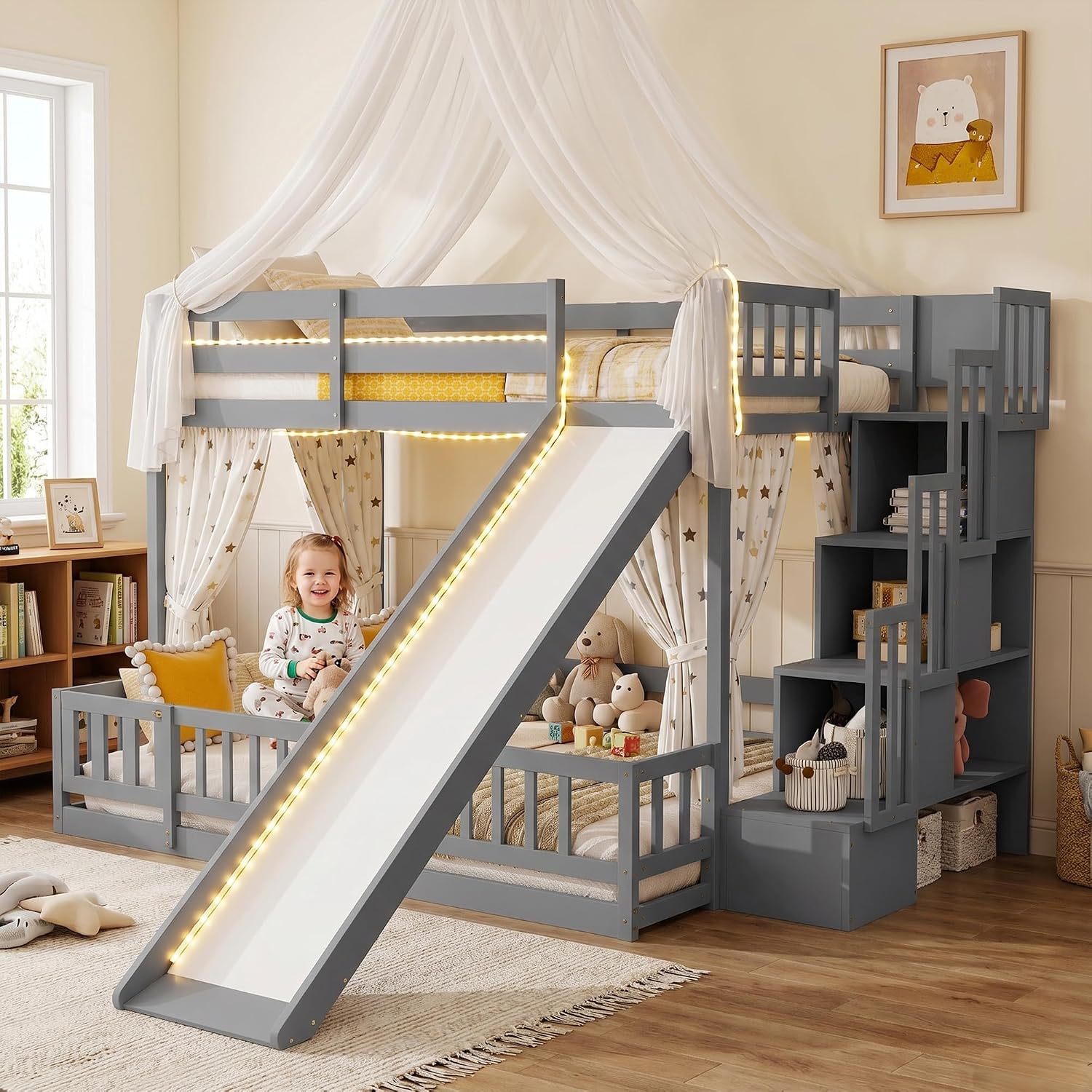 Bunk Bed With Stairs And Slide - เตียงสองชั้นแบบเตียงเดี่ยวด้านบนและเตียงคู่ด้านล่าง พร้อมสไลเดอร์และบันได โครงไม้เตี้ย มีราวกันตกและช่องเก็บของ สำหรับเด็ก สีเทา